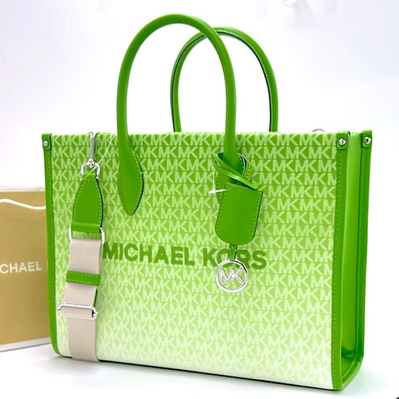 Michael Kors Handbags - Michael Kors Mirella Small Ombré Signature Logo Crossbody Bag
COLOR JUNGLE
NWT